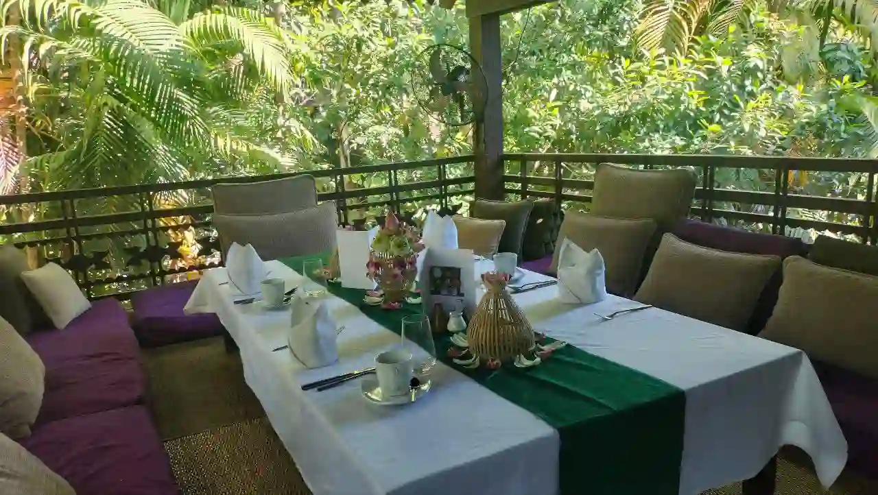 Breakfast At Srah Srong_Serva Travel